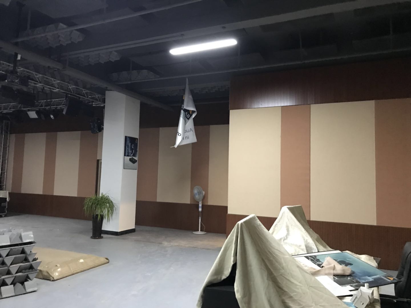 槽木吸音板